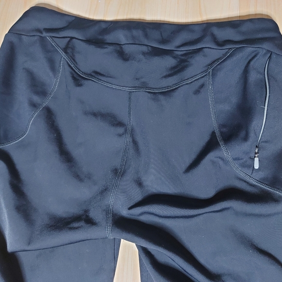 MEC Black Athletic Outdoors Leggings - Picture 8 of 11